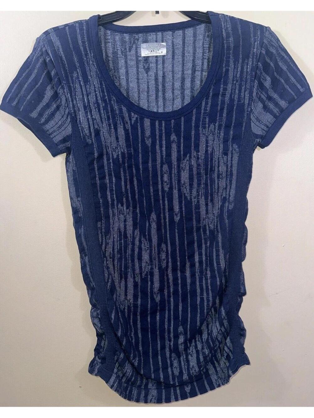 Athleta Ikat Pure Ruched T- Shirt Womens Size Medium Blue